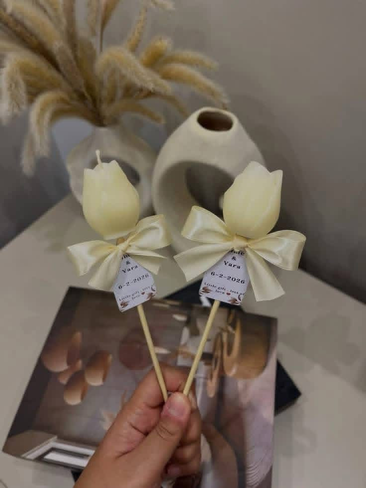 ✨ شموع معطرة وورد الشمع المعطر  
بوكيهات | بوكسات | سلات | هدايا مميزة  

🎁 يتوفر توزيعات لجميع المناسبات  
بتصاميم راقية وأشكال مميزة تناسب كل الأذواق  

🌸 لوحات ورد فخمة بتنسيقات أنيقة  
مناسبة للهدايا والديكور حسب الطلب  

🕯️ شموع معطرة للديكورات تضيف لمسة جمال وهدوء  

🧼 صابون طبيعي بالأعشاب  
• صابون لبان الذكر  
• صابون عنقود العنب  
(الألوان حسب الطلب)  

🏺 تحفيات فخار بأشكال جميلة ومميزة  

🌸 طوق ورد صنع يدوي  
(اختيار اللون حسب الطلب)  

💰 بأسعار مناسبة للجميع  

🚚 توصيل مجاني داخل بعقوبة  
وتوصيل متوفر لجميع المحافظات  

🎁 هدية بسيطة مع كل طلب  

📩 للطلب والاستفسار راسلينا خاص


**إذا كنت صاحب هذا الإعلان وتريد حذفه لأي سبب، رجاءا أرسل رسالة إلى الدعم الفني**