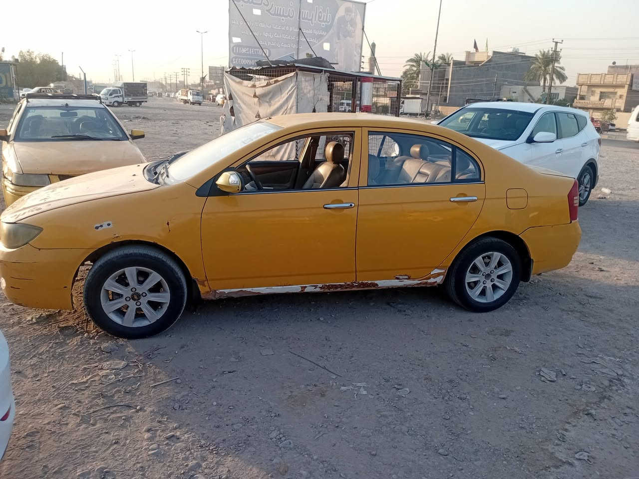 ليفان للبيع موديل ٢٠١١ مكينه وكير خير من الله تبريد شغال مصفرى هيئة وغرامات والسعر ٢٣ ومكاني الزعفرانيه وهاذه رقمي ***********
