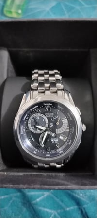 ستزن، ياباني ايكو درايف شحن ضوئي، سناتر كله شغاله وتاريخ يومي مع علبه ...