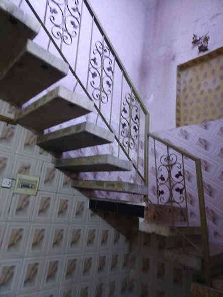 السلام عليكم مشتمل لليجار مساحة ٥٠ متر يحتوي على استقبال مطبخ خدمات الطابق الثاني غرفه نوم الموقع الشهداء شارع المضخة الاول خلف مدرسه الفضيله اللاستفسار اتصل *********** اريد موضف وعائله زغيره
