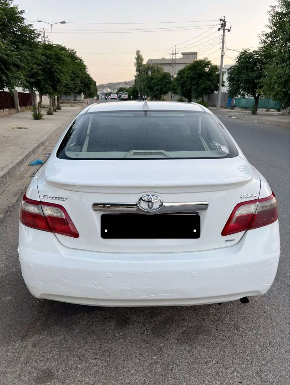 ‎بەناوی خوای گەورە 
‎toyota camry 2008 glxفوول مواسەفات تەنیا سڵاید نیە
‎کامری سپی بەفری چوار پستۆن بۆ فرۆشتن
‎ڕەقەم و سەنەوی تازەیە بەناوی خۆمەوەیە دەمێکە لای خۆمە و سەیارەی مەعرەز نیە
‎شاشە و کامێرا
‎پەردەی بیلاد
‎فۆرمیکا‎
‎دژە خلیسک
‎تحدید سورعە
‎کوشن کارەبا
ئاوێنە کارەبا
سوکان فۆلیۆم
چوار تایەی تازە بۆ بەستراوە
گێڕ و مەکینە بە شەرت
‎هیچ غەرامەی لەسەر نییە

چوار پەڵە سبوخی هەیە دەرگاکانە و پشت و پێشی هیچی نیە هەموو گیانی کەپسە
‎
هەموو زانیاریەکانم نووسیوە تکایە ئەگەر موشتەری نی سەری خۆت و منیش مەهێشێنە 

‏‎سعری 110 گەڵا و مەجالێک

‏‎شوێن : چەمچەماڵ  
ژ.م [***********] شمشمل, السليمانية
