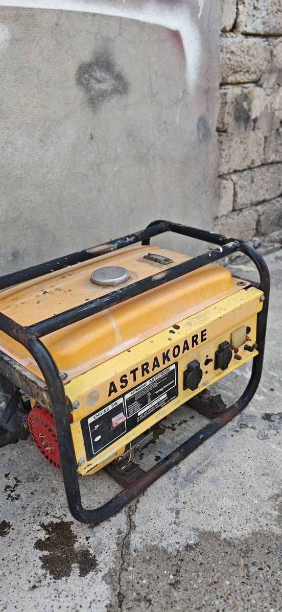 السلام عليكم
مولده للبيع  ASTRAKOARE

السعر ٩٠ و بي مجال للگرايب 
للأستفسار الاتصال على الرقم ***********
