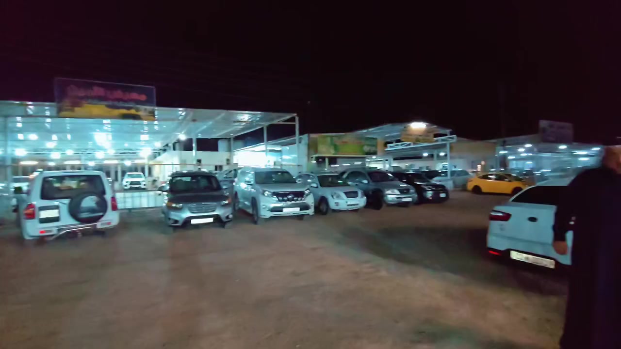 معرض الاصيل التجارة السيارات الحديثة 
للبيع او مراوس او شراء حسب القناعة 
يتوفر توسان او سبورتج او النترة او أكسنت 
جميع الموديلات رقم بغداد بسامينة 
ايي أستفسار أتصل وبيك خير وتدلل 
*********** عباس علاء الحميري 
*********** محمد علاء الحميري متوجدين من 10صباح من 10 ليلن زورونة وكل لهلة
