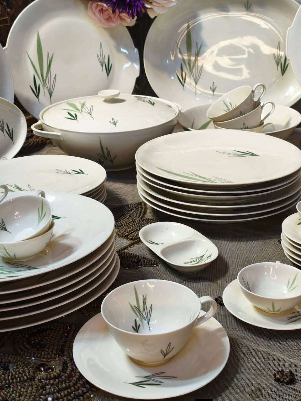 🌹🌹 Made in Germany 🌹🌹 
طقم بافاريا الماني انتيك 50ق يستحق الاقتناء


**إذا كنت صاحب هذا الإعلان وتريد حذفه لأي سبب، رجاءا أرسل رسالة إلى الدعم الفني**