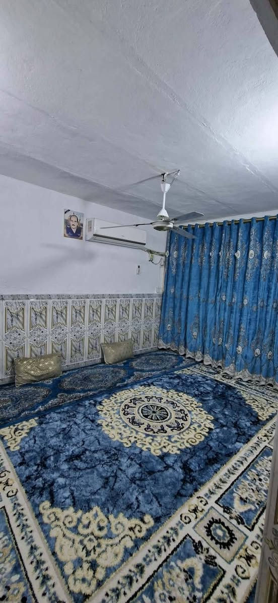 سلام عليكم بيت تجاوز قرب الشارع العام خلف مدرسة جعفر الطيار البيت مدخلين مساحة 100 متر واجهة 5 
الستفسار ***********
