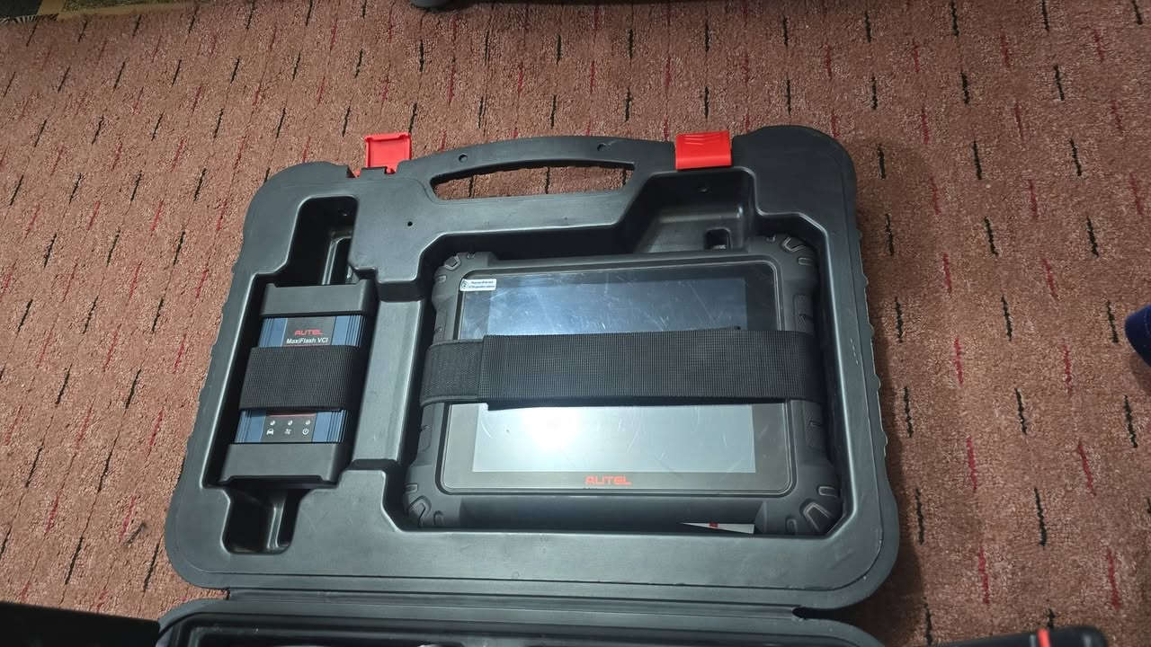 السلام عليكم جهاز اوتيل 909 غني عن التعريف فحص وبرمجة يدخل على جميع السيارات الامريكي والكوري والياباني والالماني والصيني جهاز بعده جديد نظيف كلش تحديثه خلصان ٢٠٢٥ الجهاز ضمان شركة لمعان الوسام للاستفسار الاتصال على الرقم *********** او على الخاص
