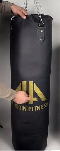 كيس ملاكمة للبيع مع ملحقاتهه كامله   ✅.   سعر الكيس 55 سعر الكفوف 15 س...