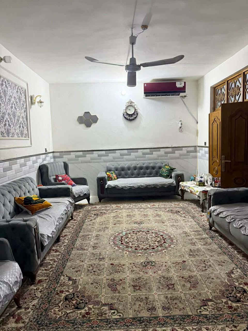 دار للبيع في حي الميكانيك قرب دائرة امن الأفراد المساحة 217 متر بناء 2024 حجر أساس كونكريت غرف نوم عدد 6 
للاستفسار *********** أبو أحمد *********** أبو أمير أو زيارة مكتب الفجر الجديد لتجارة العقار و التعهدات العامة في حي الجزائر شارع المطاعم
