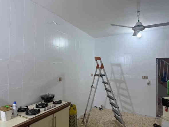 صباغ البيوت معه كادر طلس معه تصليحات وترميم متفرغ حاليا عمل انسب الاسعار نشتغل الكرخ ورصافه   داخل وخارج بغداد وصبغ  جوتن المرجان انواع الاصباغ  اتصل واتساب*********** مفتوح الخاص ورزق ع الله
