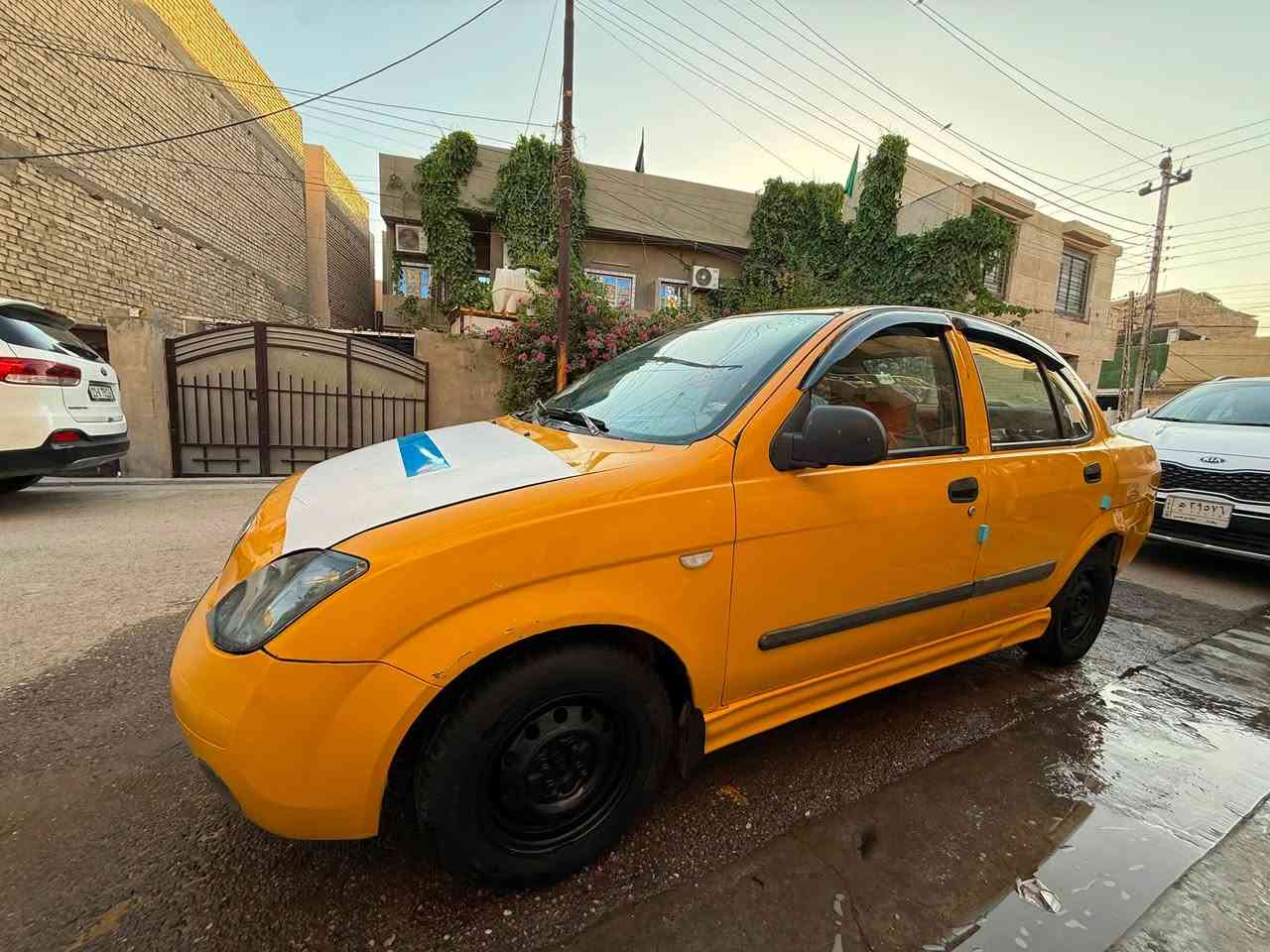 طيبة 2016سياره جاهزه من كلشي انشالله كشرها بيها صبغ بالهلال الخلفي جهة السايق وتبريد يشتغل كير تخم تاير جديد شوصيها بلاديه بيها لاستيك ولف السياره حلوه وكاعده معروضه ب ٣٧وبيها مجال بغداد الحريه ***********
