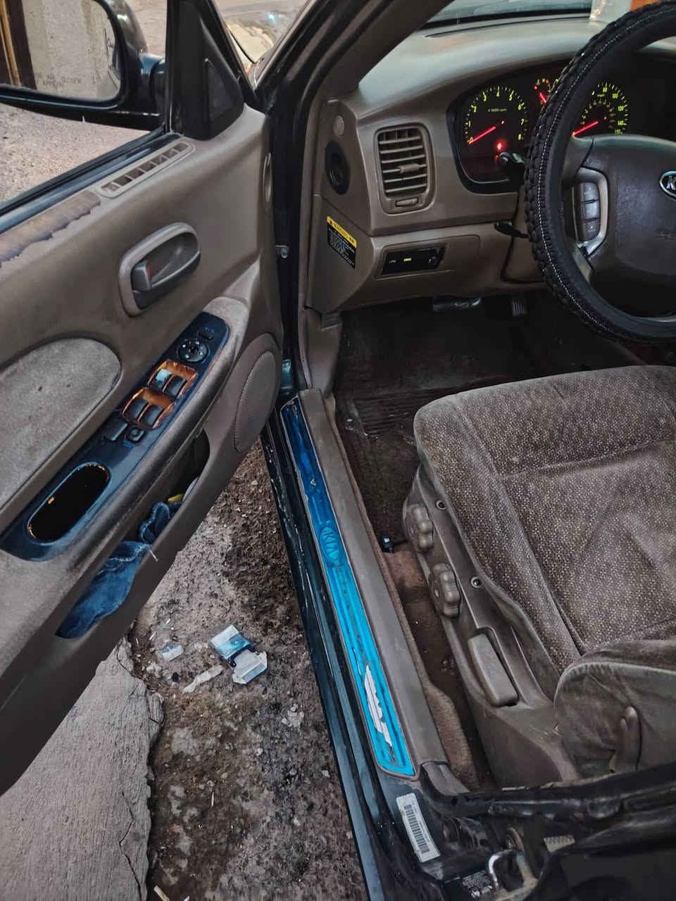 كيا اوبتما 2001 جاهزه من كلشي. اي نقص مابيه وكلشي شغال بيه كهريائيات وحساسات  محرك 6 سياره جاهزه وخير من الله .. لسعر 55  .. ***********
