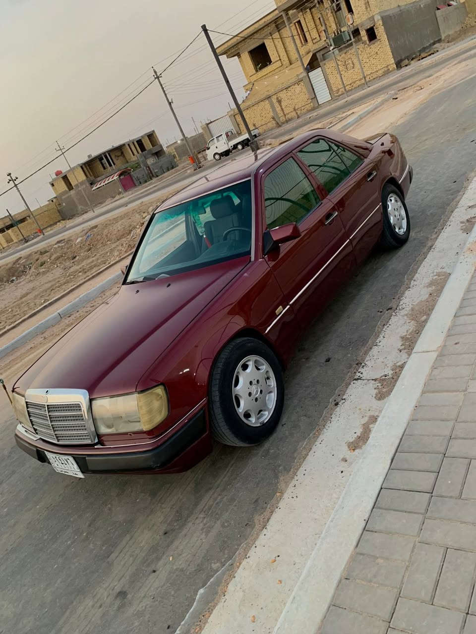 مارسدس دب مديل 1987 بيع سريع رقم بغداد انكليزي بسمي لون ماروني بدون ضربه مكاني بصره المدينه اتصال *********** السعر 47 وبيها مجال
