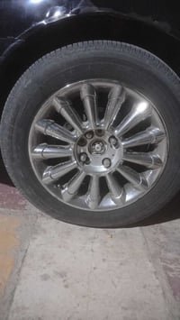 ١٦ انش • ٤/٥ استدات • تايرات جدد