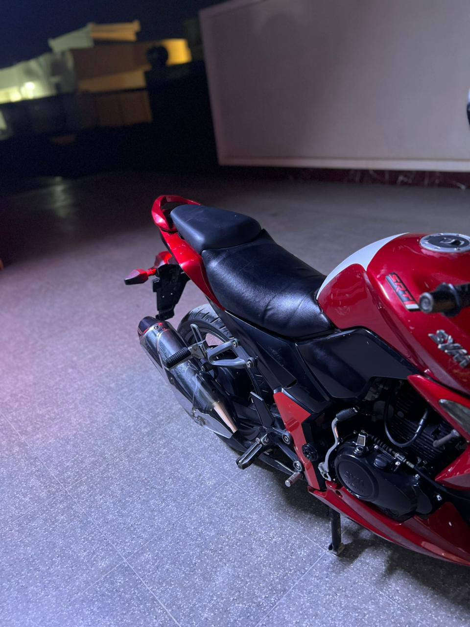 السلام عليكم ماطور سايم بطح للبيع او مراوس فول نضافه موديل 21 سعر 950 وبي مجال قليل متواجد خاص 
رقم الاستفسار:***********
