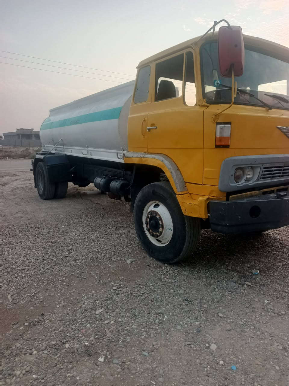 سلام عليكم البيع هينو موديل 1982 بسمي حموله 10000 ألف محرك كير تايرات ثنين وعشرين ونص السعر 65 مكاني بغداد التاجي قرب معسكر باب الاول ***********
***********
