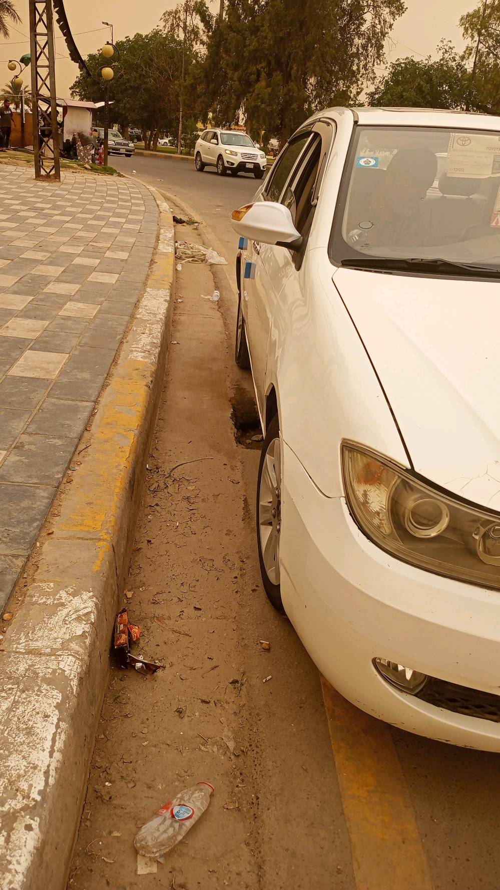 سلام عليكم ليفان 620 سيارة خير من الله مكفول من الضربة والصبغ ما عدة طخه بل جاملغ الخلفي الايمن ومعمر على الباردمحرك 1600 بدايت تبخير   سيارة فول وين ما تريد اطلع محرك كير مكفولات صدر امامي خلفي جديد داخل جديد سنتر لوك+ شاشه +نضام حماية + مشط ستيرن جديد باتري جديد السيارة جديده واجداد من الصور وسيارة استعمال بيت فقط رقمها الانكليزي الجديد واسط وين ما يعجبك حول مشروع وطني السعر 45 بيها مجل مكاني بغداد جسر ديالى رقم الهاتف ***********