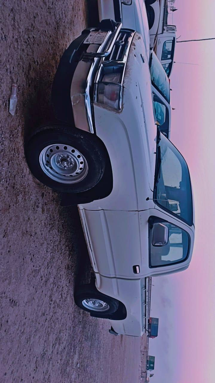 سلام عليكم بيكم موديل 2000فلاحي رقم بصرة عنوان بصرة زبير سيارة نضيفه بيها ضربه جاملق ايمن كير مكينه اكسن مكفول كهربائيات شغاله دواخل نضيفه نص فول تبريد عوزه بس غاز السعر 75 وبيها مجال للتصال *********** لا يوجد وتساب
