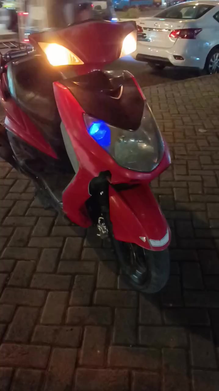 سلام عليكم سكنس فحل كابريتر دراجه بلاديه كلها شغاله سعر500 ***********
