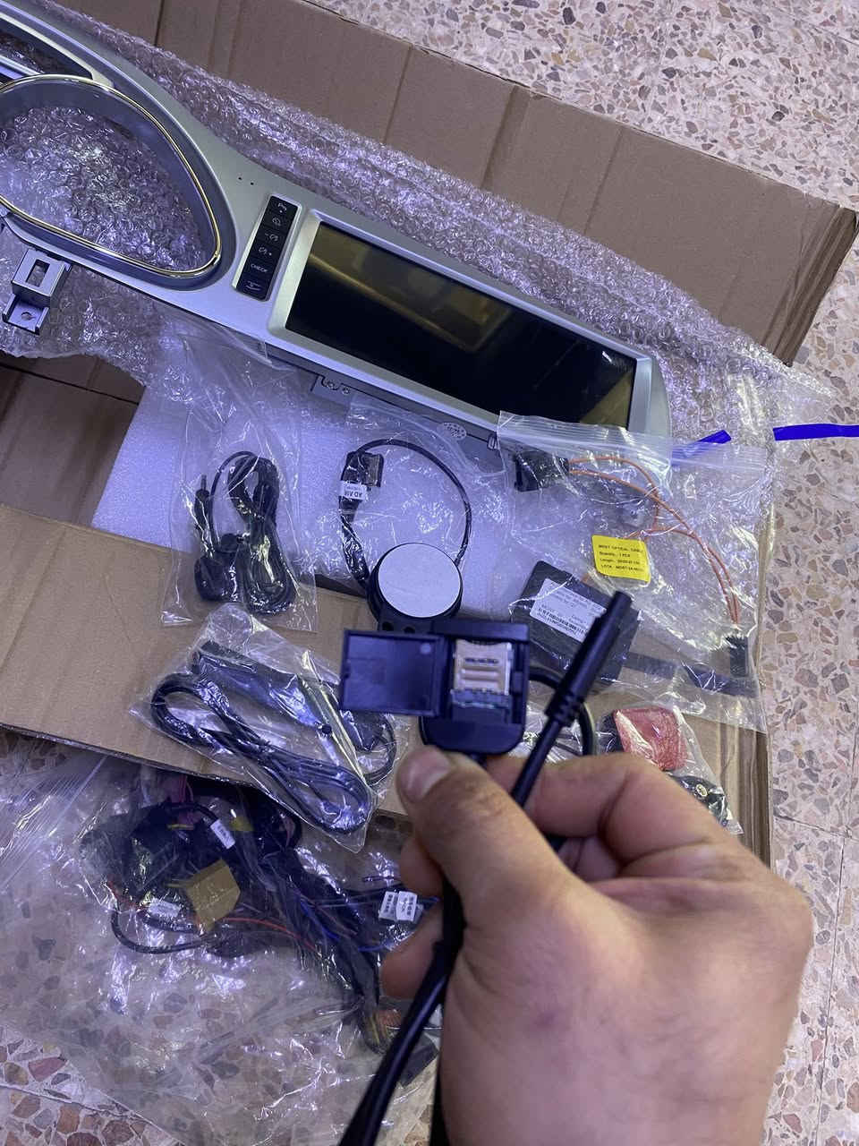 اللهم صل على محمد وال محمد ❤️

شاشة اودي Q7 
2/64 سيم كارت 
تدعم 360 درجة 
فيش بلاديه بدون كص او تحوير 
ترهم للسياره البلادية فقط مو الي مجطله 

تفاصيل اكثر مراسلة 
او الاتصال 
***********
