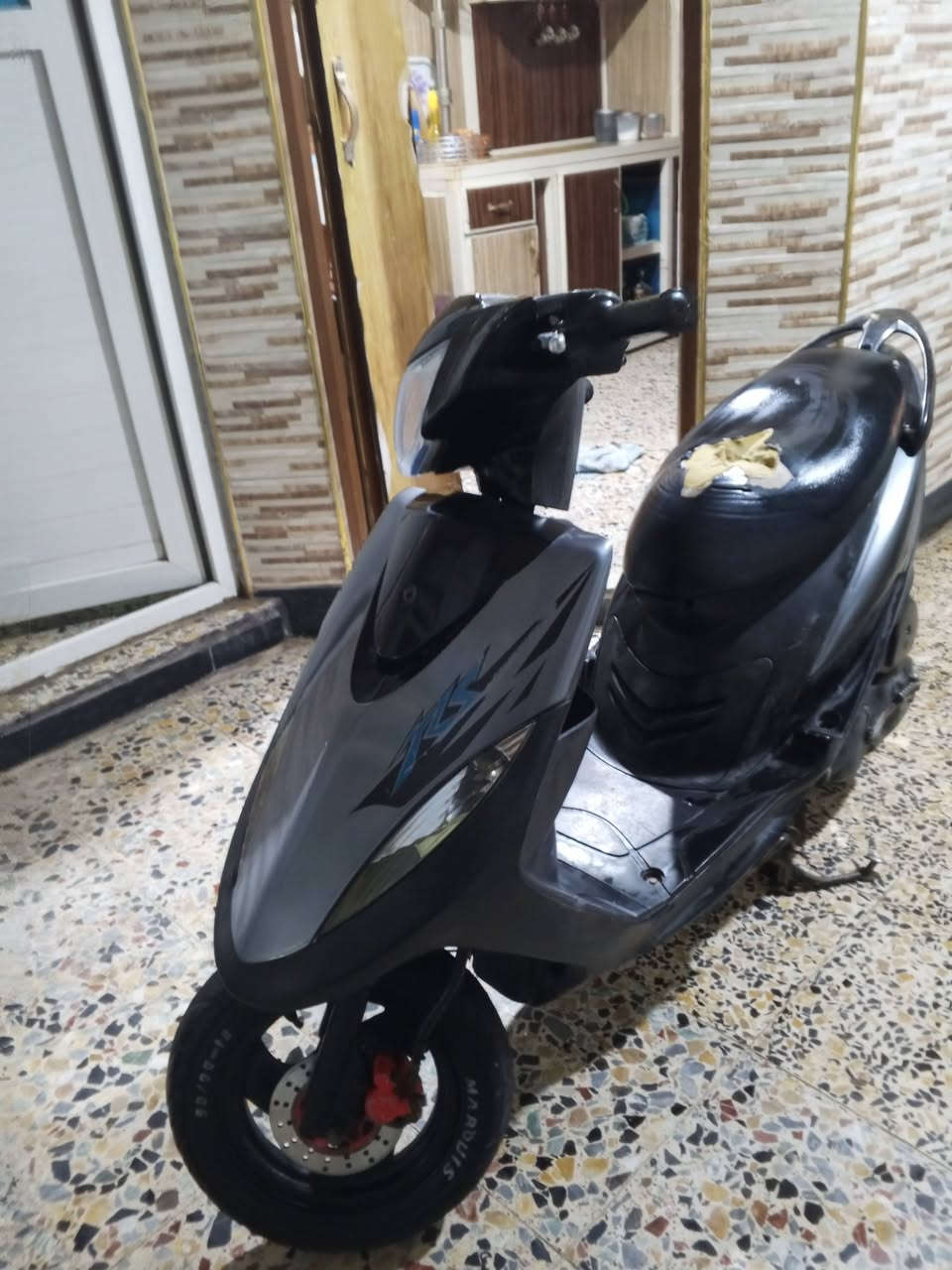 ماكس عدله للبيع ماكينه بلاديه ما مفتوحه كلها بلاد العنوان ديالى بعقوبه ***********
