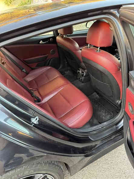 ✨ للبيع — كيا ستنجر 2022 ✨
سيارة فخمة، نادرة، وطيارة بالطريق!

• الموديل: 2022

• الحالة: ممتازة جداً

• الممشى: (80الف)

• المحرك: (اكتب المحرك إذا2.5 )

• الدفع: خلفي 

• اللون: (فيلي)

• الداخلية: نظيفة جداً، بدون أي ملاحظات

• السرفس: منتظمة، وماخذة كل صيانتها بوقتها

• الحوادث: (بلا حوادث)

🔥 مواصفاتها:

– دخول ذكي + تشغيل بصمة

– شاشة كبيرة + كاميرات

– تبريد وتسخين كراسي

– مثبت سرعة

– رادار حسب الفئة

– جنوط رياضية

– السيارة ثابتة وقوية وما تشتكي من شي

💰 السعر المطلوب: (انتصل)

📍 المكان: (بغداد)

📞 للتواصل: (***********
