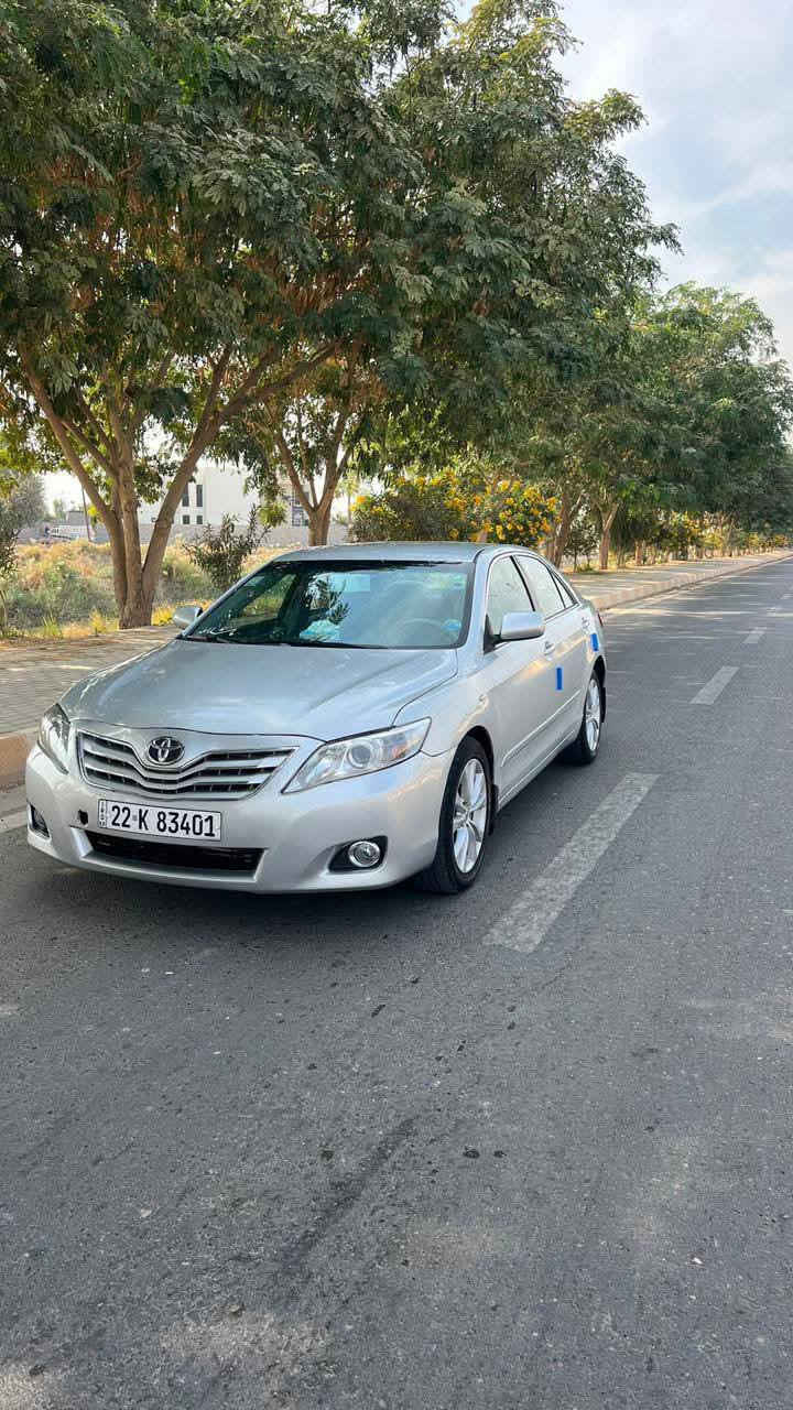 كامري لبيع اومرؤاس بكيا كادنزا
موديل ٢٠١١ وارد خليجي 
صبغ حزام فقط بدون ضربه 
محرك كير ممتاز 
صدر ١٠٠/١٠٠ 
رقم اربيل الرقم الجديد 
مكان السياره الأنبا الرمادي 
***********
السعر ١٠٥ وبيه مجال
