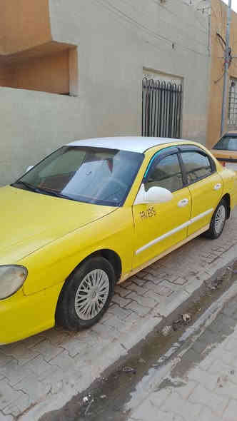 سلام عليكم من رخصة اخوي الادمن سياره سوناتا منغولي 2001 لو ليموني اصل بسنويه مصرة هيئه وغرامات مصبوغة عام بيه ظربه بجاملغ ومعجون بدوسات معمرينها كابريتر  تخربط سياره حاليا دير ومتشتغل وبيها كلج كايم يعني عينه وصينيه يرادلها ب25 وبيها مجال باقي التفاصيل  ***********
