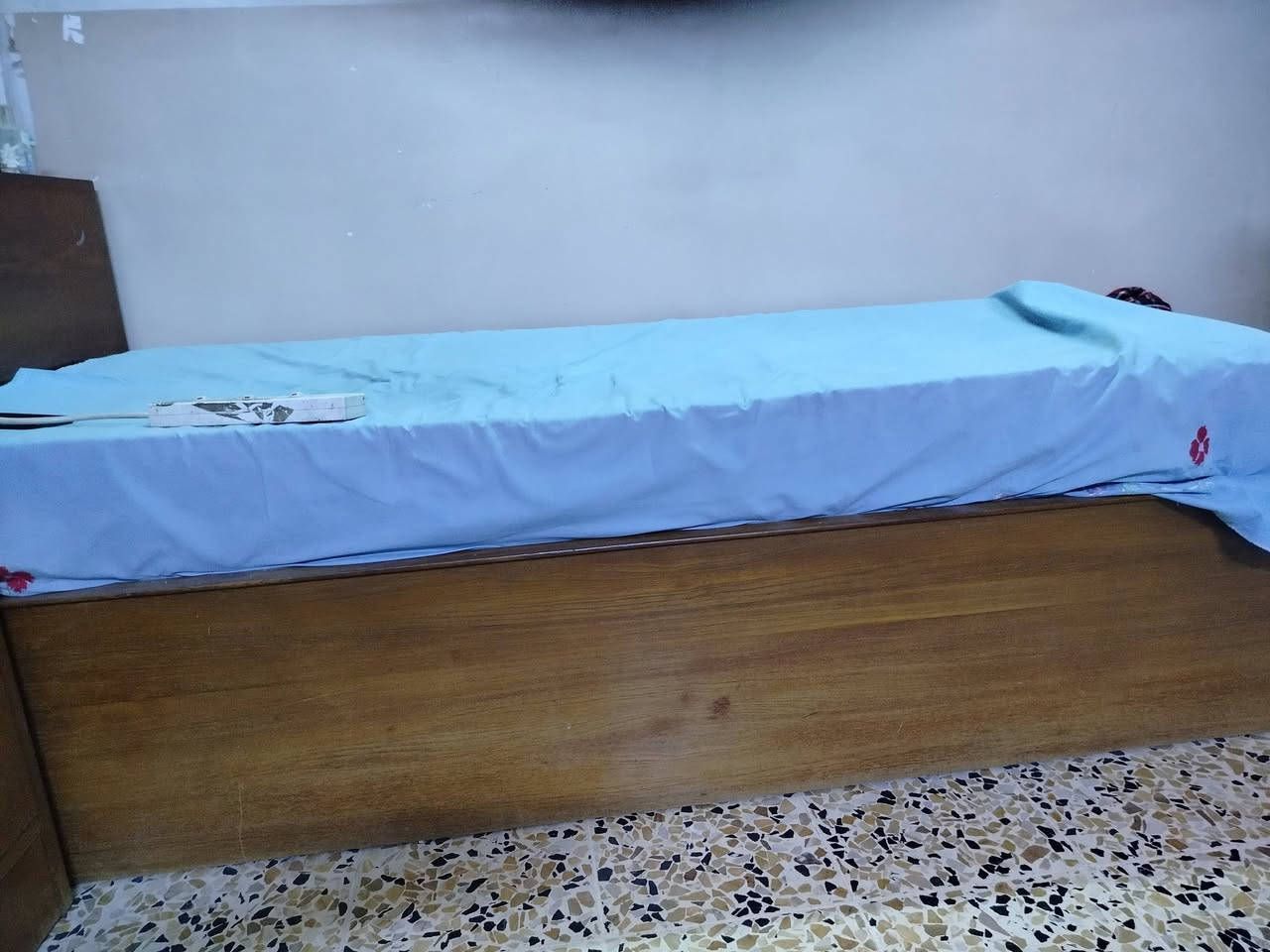 التخت والمطرح ضغط عالي طبي بدون سبرنك جدد حي البكر


**إذا كنت صاحب هذا الإعلان وتريد حذفه لأي سبب، رجاءا أرسل رسالة إلى الدعم الفني**