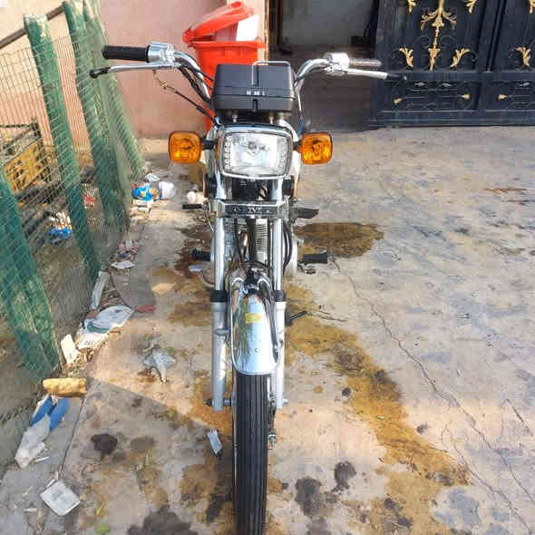 السلام عليكم اخوان بس الشراي يراسلني او يخابر نامه شلامجه للبيع رقم وسنويه كفاله عامه من كلشي شرط التحويل مديل 23 السعر مليونين وبيها مجال ولشراي وبخدمتكم ***********
