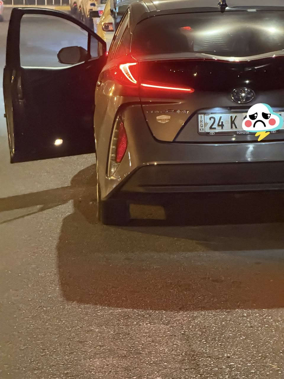 تيوتا بريوس برايم بلك ان هايبرد  يعني ثلالث انضمة تمشي بس كهرباء. وتمشي بس بانزين. وتمشي كهرب وبانزين حسب اختيارك انت  والي يعرفها للسيارة يعرف شنو دا اقصد  الشاحن الاصلي مالها وياها يعني مو تجاري اصلي  2021 السيارة بدون اي ايرباك او اي تبديل رقم شمالي جاهز ثاني يوم تحويل ماشية  55 الف   السيارة جميع قطعها اصلية بلادي   سعرها155  

للستفسار ***********. بي وتساب 

***********
