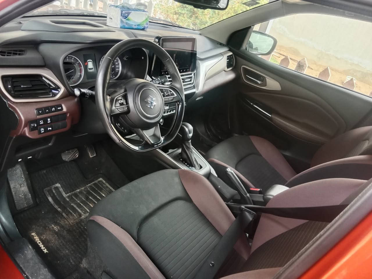 السلام عليكم عندي زازوكي للبيع موديل ٢٤مكينه١٦٠٠رقم واسط السعر ١٥٠رقم مبايل ***********
