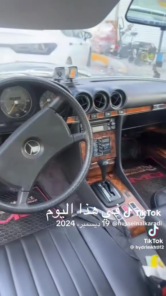 مرسيدس 1980
130ميل فقط 
كلين تايتل 
عنواني بغداد 
***********
