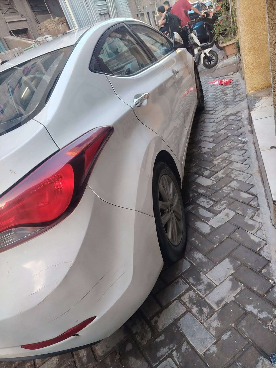 سلام عليكم النتره موديل 15 خليجي سيارة بيه 3  قطع صبغ ضربه بل بجم المكينه بيه رواجز من بارده ابيع عل وضعيته. سنويه مصاقطه بعده تريد وكاله تريد تحويله السعر 95 وبيه مجال العنوان بغداد الصليخ ***********
