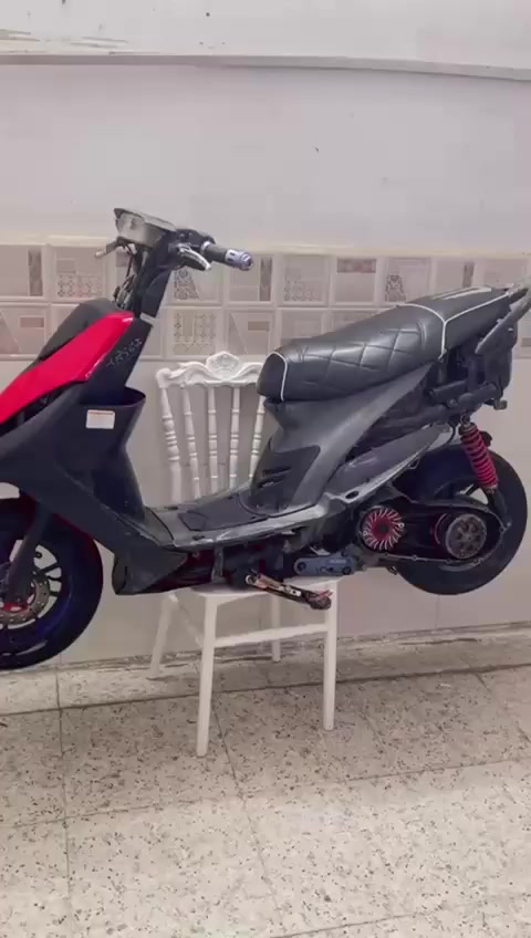 سلام عليكم شباب دراجه عدله مال لعب دراجه كلشي مناقصه كلشي شغال بيه شوفت عينك مكاني كراده باقي تفاصيل عل خاص رقم ***********
