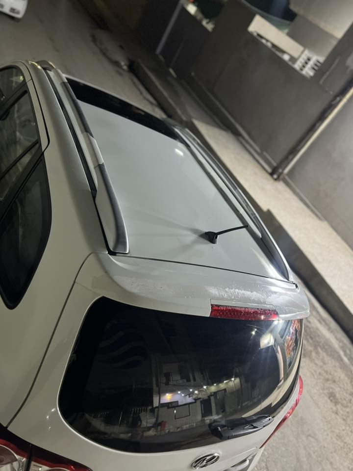 السلام عليكم 
للبيع سنتافي 2010 
السيارة باسمي سنوية جديدة 
7 راكب
6 سلندر دفع رباعي 
للتواصل الاتصال على الرقم 
***********
