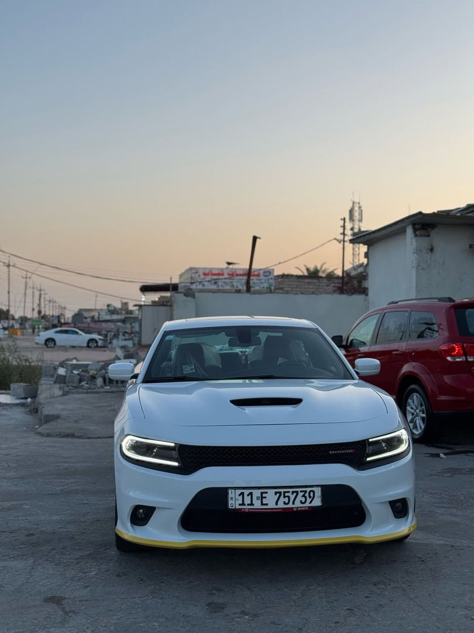 سلام عليكم جارجر خليجي موديل 2021 جي تي خليجي مكفوله كفاله عامه السياره جديده رقم بغداد حره بأسمي ماشيه 45  السعر 305 وبيها مجال اتصال ***********
