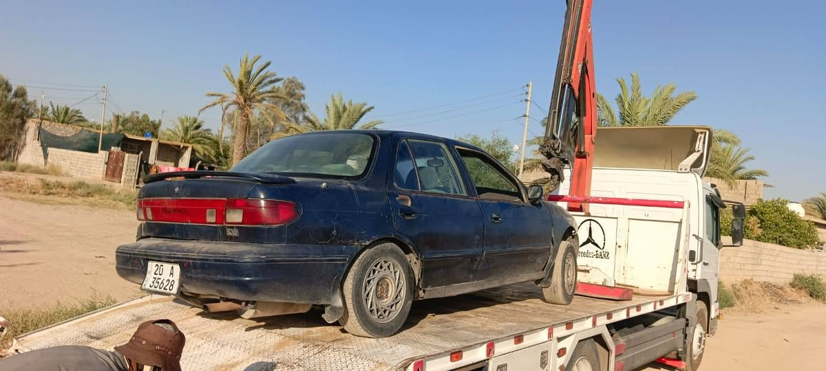 مكلف بالنشر سياره سيفيا بها حادث مثل ما قدامك سياره رايدينها ب 15 ورقه قفل رقم ديالى شرط التحويل سنويا ل 30 مكان السياره ديالى دلع عباس  رقم صاحب السيارة ***********
