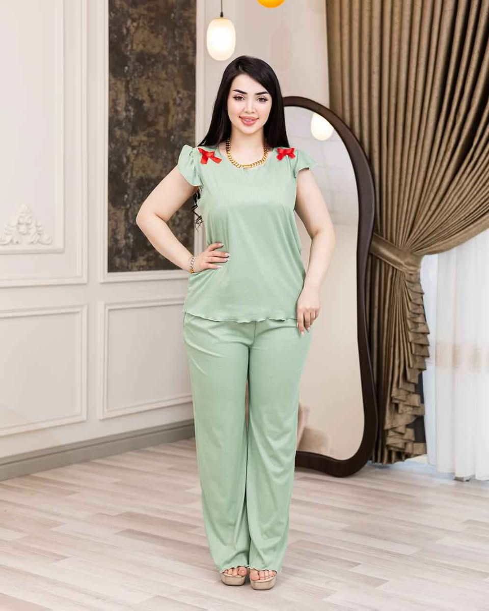 تراك نسائي 

خامة زبدة  مسحب مطاط شرط الفحص

فري سايز حد 80 كيلو.

الدرزن 85 الف
 

 

سعر القطعة مفرد 15 الف

توصيل جميع المحافظات 5الاف كركوك, العراق


**إذا كنت صاحب هذا الإعلان وتريد حذفه لأي سبب، رجاءا أرسل رسالة إلى الدعم الفني**