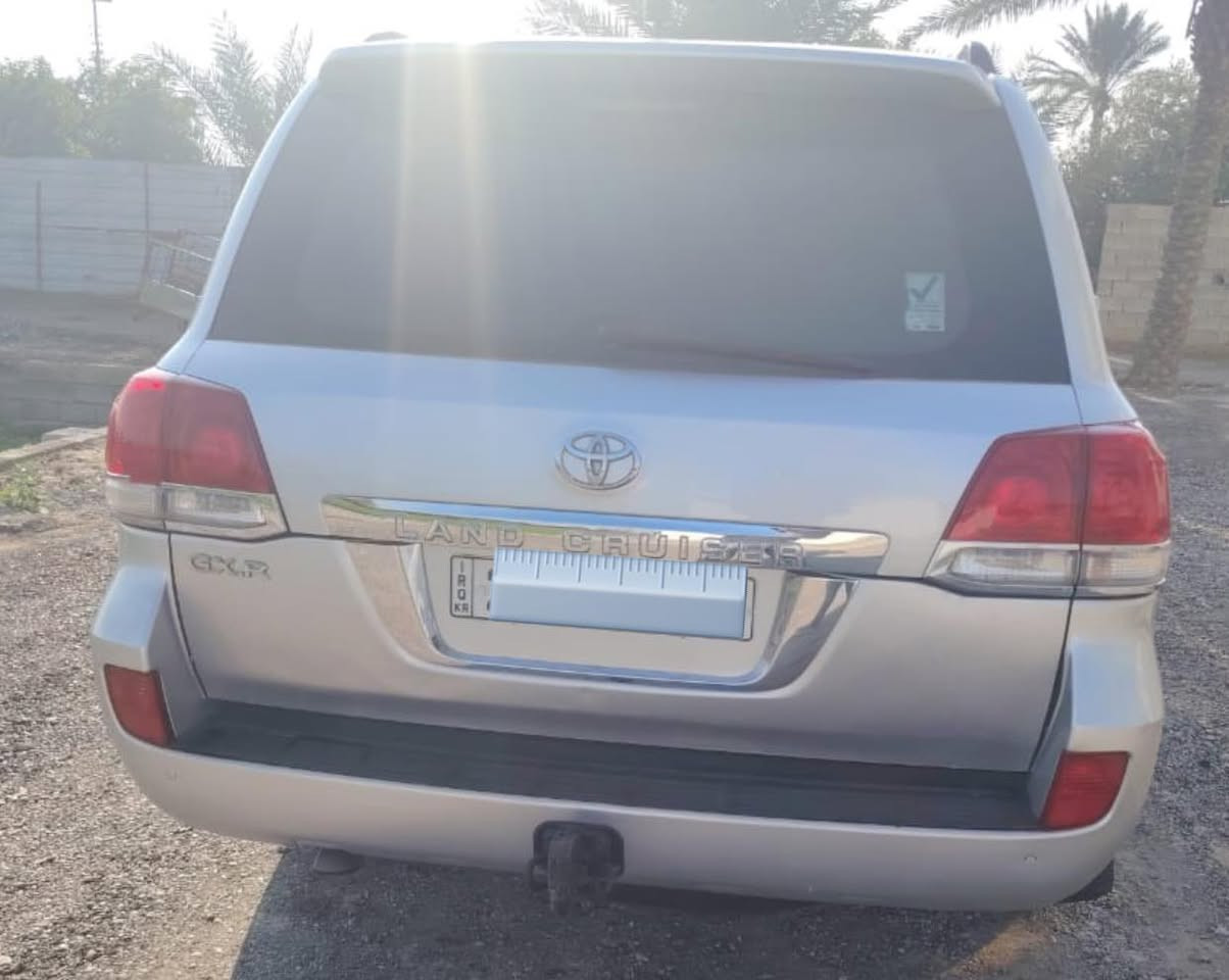 لاندكروز 2010 فول مواصفات رقم شمالي دولي تحويل ٢يومً سياره مكفوله من الصبغ نضافتها ممتازه سونر مرفوق مع الصور السعر ٢٨٨
ماشيه ١٤٢
للاستفسار ***********
***********
