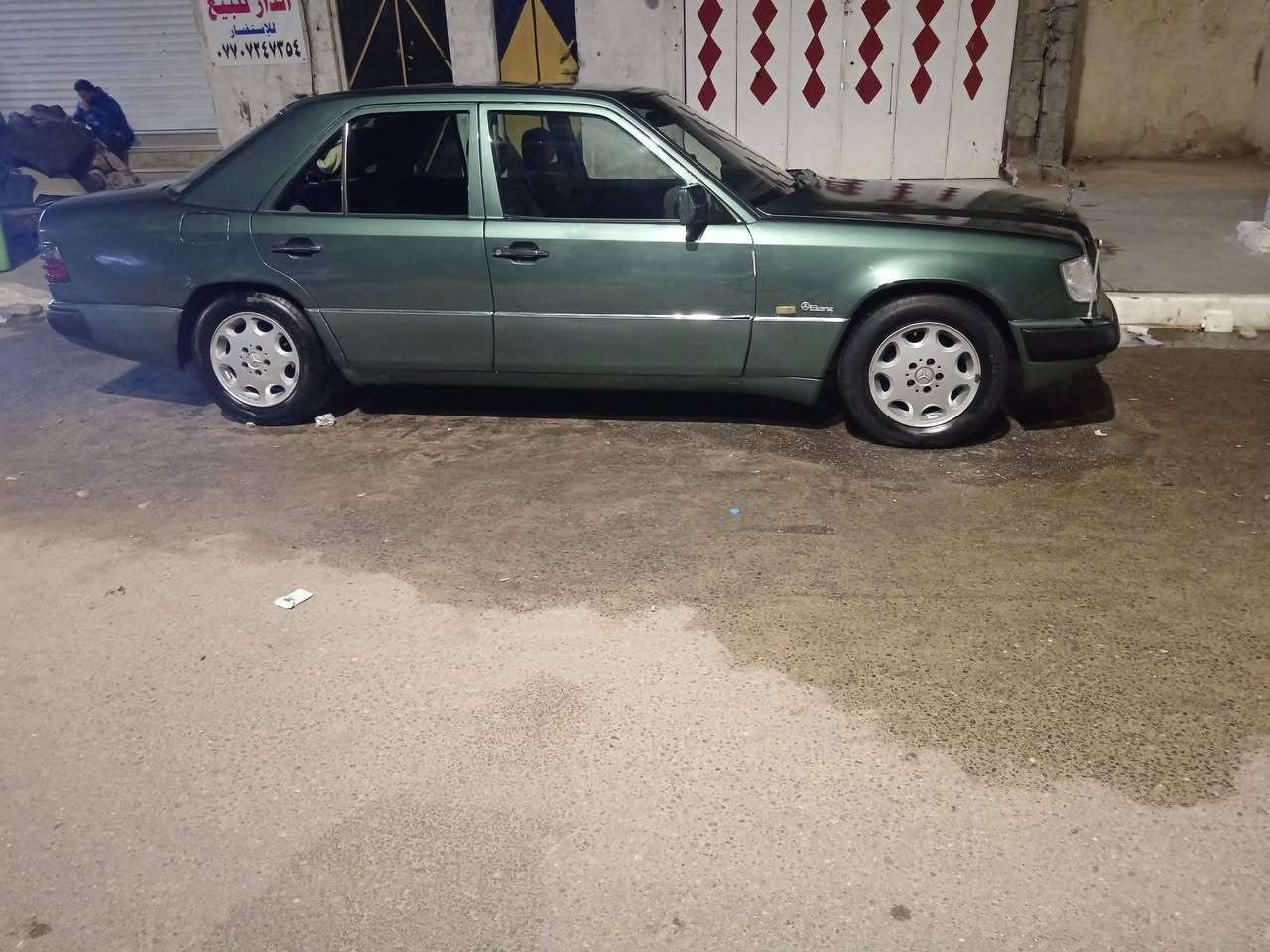 مارسدس بيبي دب
موديل ٨٨ فول مواصفات
كشنات كهرباء
جام ٤ كهرباء
تجاوي كهرباء 
سيارة نظيفة ومرتبة
كير ومكينة بلاد
رقم بغداد دولي (مشروع وطني)
السيارة صبغ عام أثر جراد
السيارة بيها ملاحظات
ماطور جامة السايق واكف
٥٠  وبيها مجال لسيط

مكاني البصرة/المشراق القديم

***********
