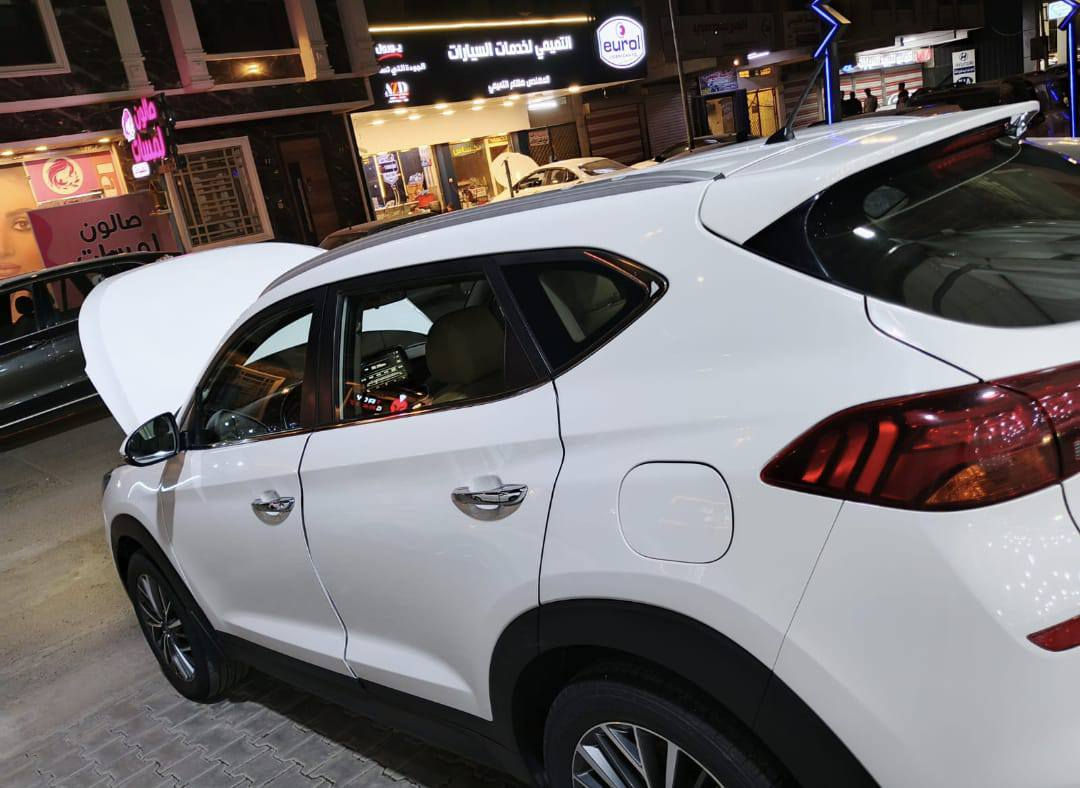 السلام عليكم هونداي توسان 2019 خليجية شركة الكاصد فول مواصفات ما عدا البانوراما محرك 2000 دوش بصمة ابواب بصمة تشغيل ترحيب مري شفط كشنات جلد كشن كهرباء تبريد قطعتين حساس امامي خلفي كامرة شاشة لد امامي خلفي السيارة بيهة فقط شبر صبغ الباب خلفي اما بقية السيارة مكفولة ماشية سيارة 52 كيلو حقيقي تخم تاير جديد سبير منازل خمسة ويل كب كير محرك تبريد صدر مكفول رقم بغداد الدولي الجديد سنوية وهزة كله جديد السعر 198 وبيهة مجال 
العنوان :بغداد الاعظمية
الاتصال :***********
