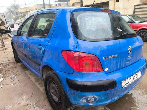 السلام عليكم بيجو 307 موديل 2005 /بدون صبغ ما عدا الجمالغات الإمامية لان ميعتبر صبغ كير محرك شرط تخم تايرات جديد صدر جديد تبريد شغال شرط كهربايات كلها بلاد غرفتها نظيفه كلش السعر ٤٨ وقابل للتفاوض *********** مكانها بغداد الدورة
