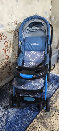 عربانة طفل • ايفون • شغال