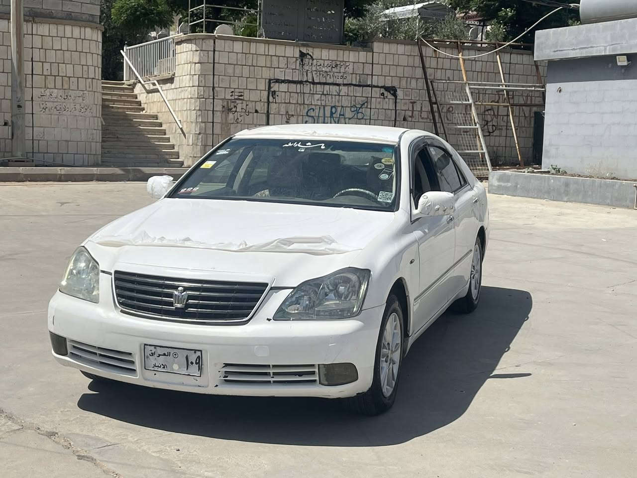 سەلام و عەلەیک برایان
شاهینە ١٨٠ بچوک بە بچوک
بڕاوە ڕۆیاڵ
 ٢٠٠٥
٢ دوگمە 
سەیارەکە هی ماڵی خۆما و تازە جائز کراوە 
چوار تایە و ویلی لۆک و تازەی لی ژیرایە 
 ناو زەرد ناوی جوان ماوەتەوە و هەیکەلەی سەیارەکە دیارە هیکەلەی سەیارەکە زۆر جوانە 
گێر و مەکینەی بە شەڕت و مەزبوت 
کارەبای بە شەرت 
سەیارەکە کۆدی بۆ کراوە و بارکۆدشی بۆ وەرگیرەوە 

سعری : ٤٨و معامەلە
ڕەقەم:***********
