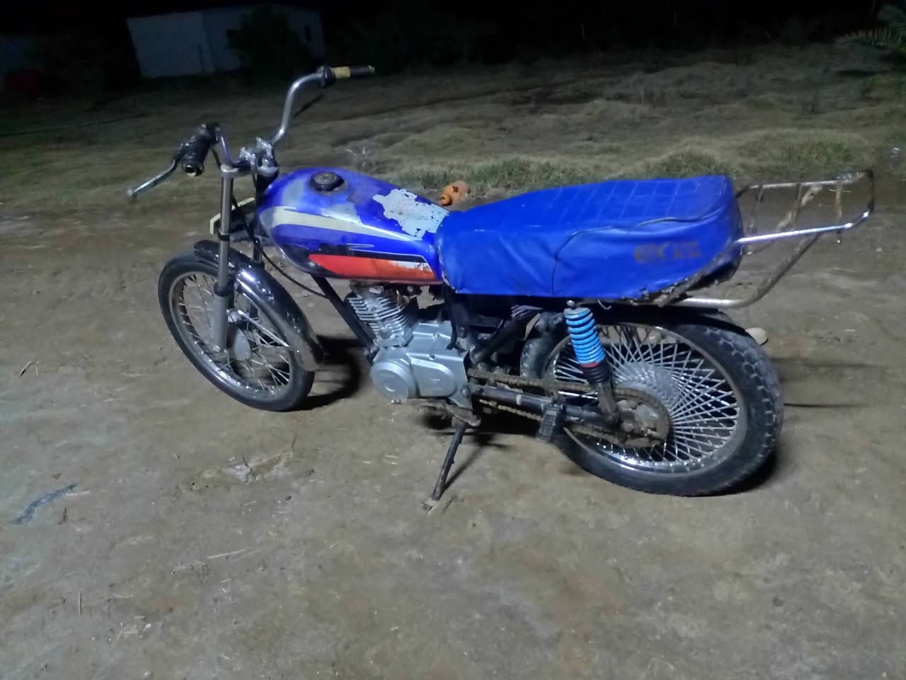 يابه كواهم الله كلك كلك كلك نامه 21 نضيفه مثل ما بل صوره مكان ناصريه غراف سعر300وبيه مجال للشراي ***********. وحياكم الله
