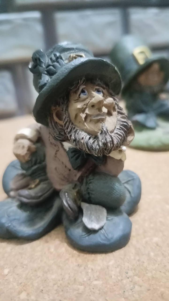 السلام عليكم متوفر للبيع تحفيات ايرلندي قديم السعر 25000 يوجد توصيل لجميع المحافظات


**إذا كنت صاحب هذا الإعلان وتريد حذفه لأي سبب، رجاءا أرسل رسالة إلى الدعم الفني**