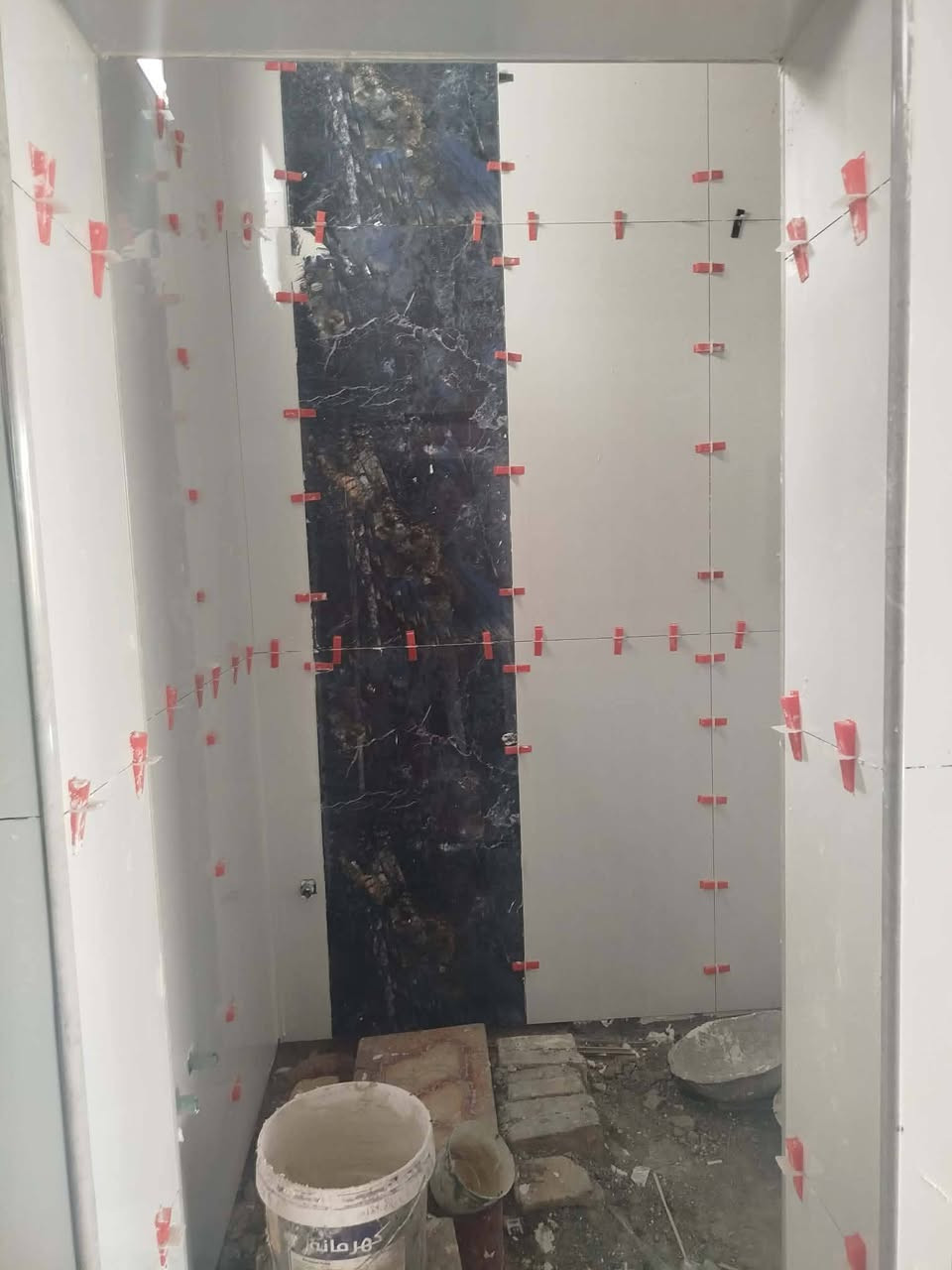 كادر خلفات بورسلاين العمل ناصريه
***********
