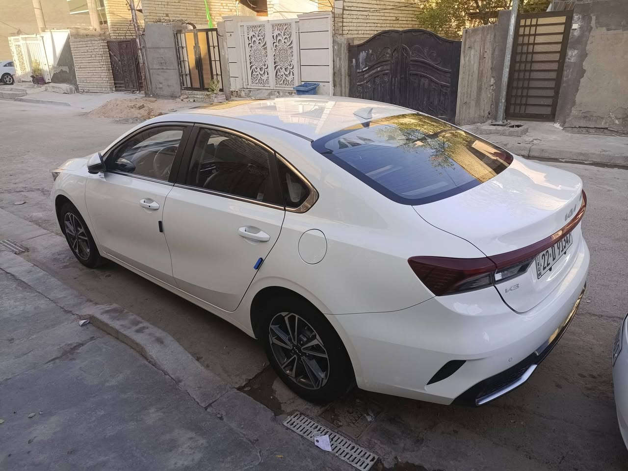 موديل ٢٤ رقم اربيل تريد تحويل تريد وكاله ماشي ٦٢ السياره مكفوله من الصبغ والبارد كير محرك مكفول السياره نضيفه مكاني بغداد البياع سعرها ١٣٨وبيها مجال رقم ***********
