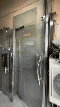 عندي هذا الجام كلة الي محتاجة خلي يخابرني العنوان الحارثية 07733449818