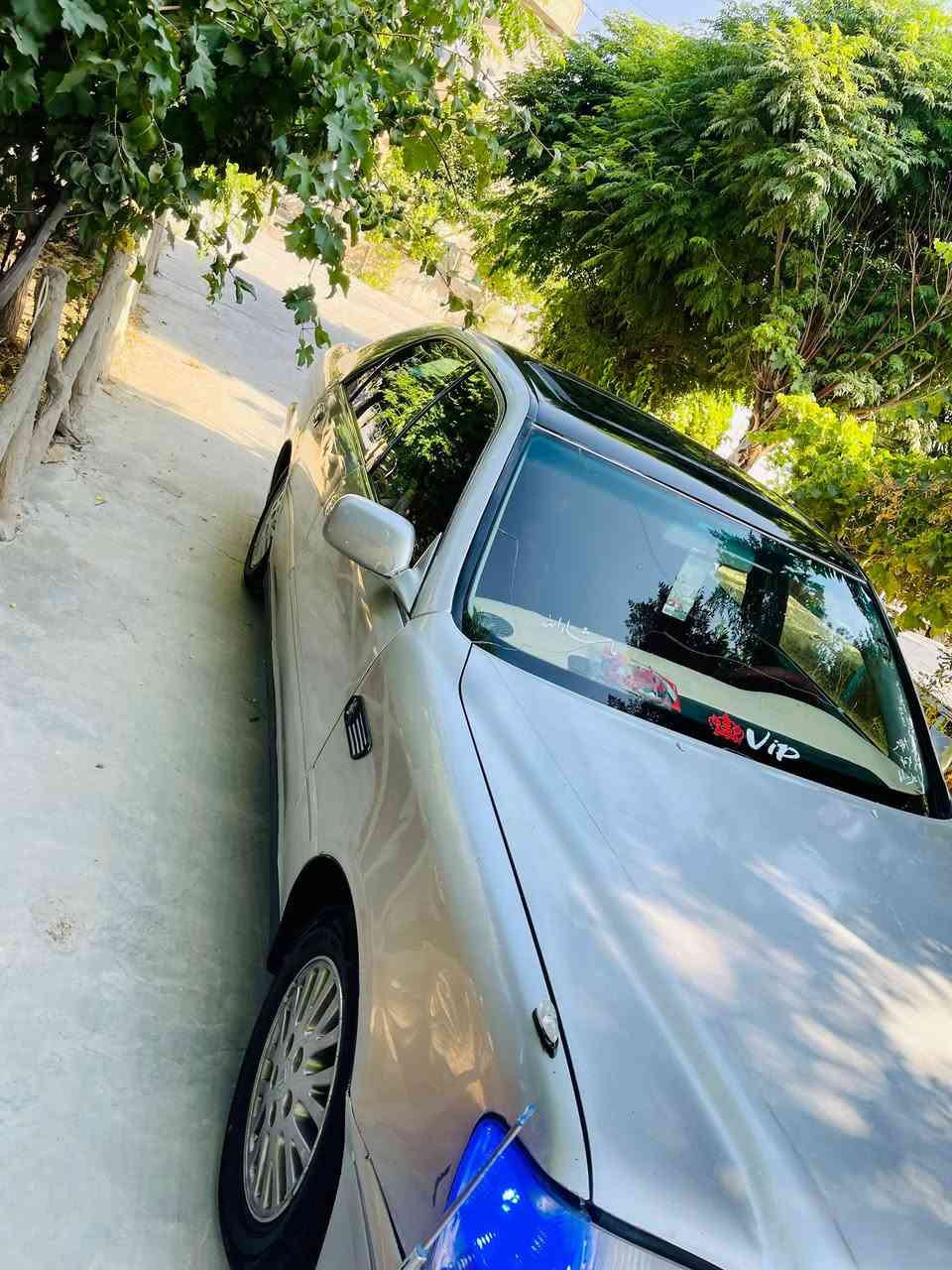 مەلیکە بڕاوە 2001
ئەسیلیت دوو دوگمە دیفۆڕی گەورە 175
سڵاید کریستاڵ دەشبڵ نەجەف عارف عیساوی
بێ دەعم بێ لیدران
گێڕ و مەکینە و تەقە و ڕەقە وشەنسی و کەڤەر بەشەرت
تەبرید سارد و گەرم لەسەر سویچ 
تەجیل و سماعە و ئیمپیفایەری دەرجە یەک
باڵی سەرجام و سنوق وجوانکاری بۆ کراوە
هەستان و ڕۆشتن.و کێش و هەڵمەتی زۆر زۆر خۆش 
سەرف و بوخار و دوکەڵ و شتی نیە بەشەرتی فیتەر 
 
بەو شەرتەی بەقەد فیفیتیەک بەنزینی خوارد هەدیەی من بێ بۆتۆ 👍❤️

سعری ۳۳ گڵا
شوێن سلێمانی

📲 واتساپ __***********

